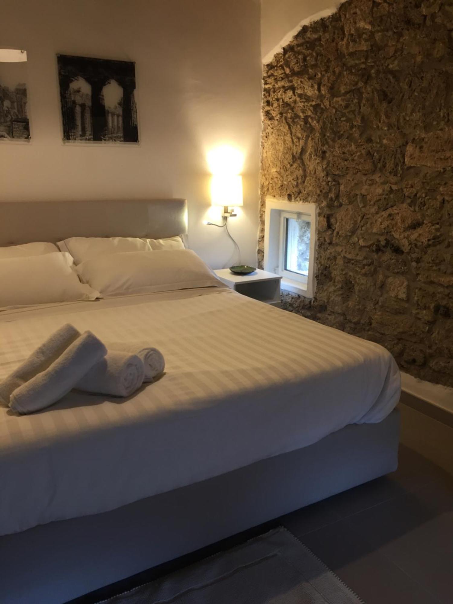 パエストゥム Casa Rubini Bed & Breakfast エクステリア 写真